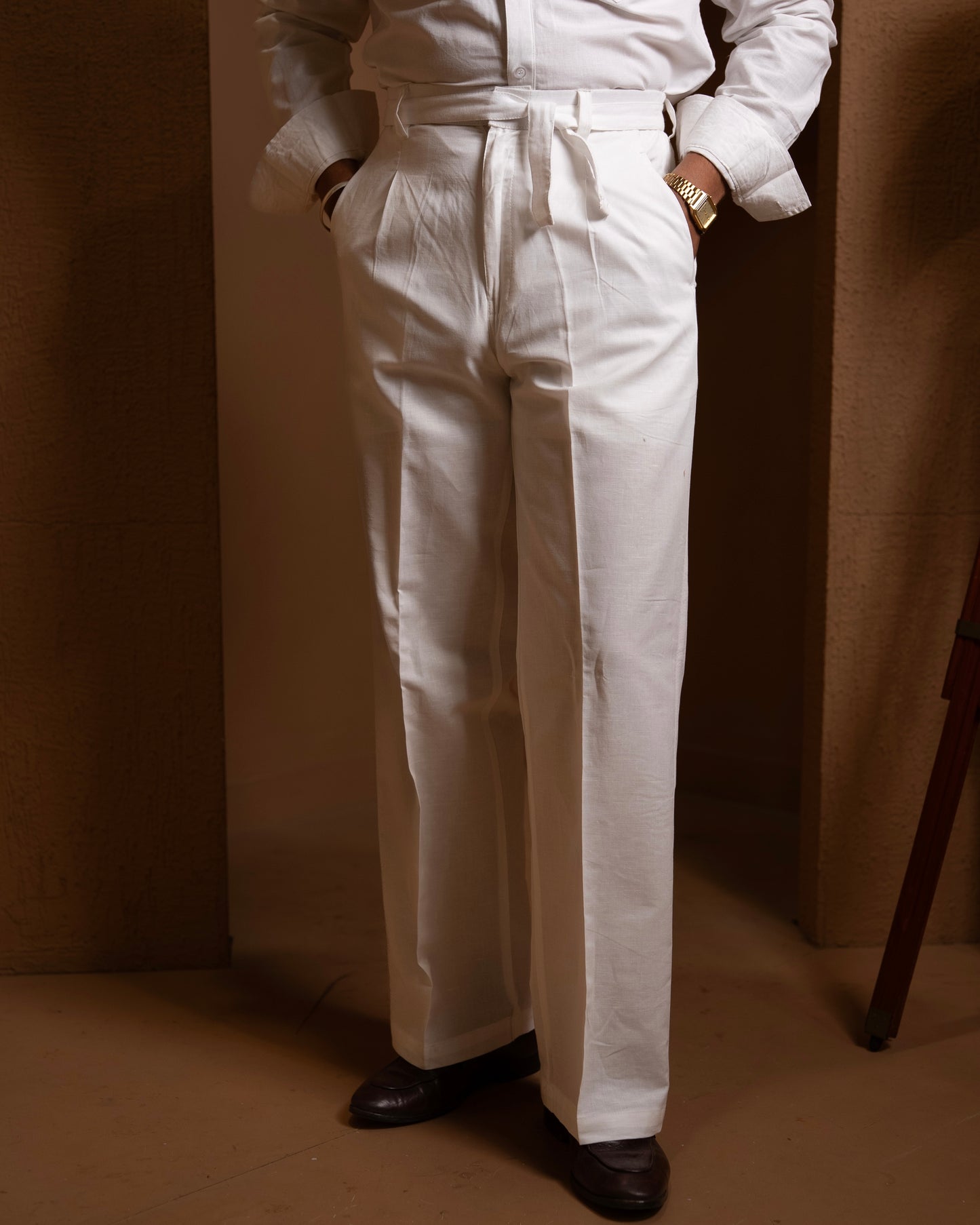 EL Pentapotamiano Cord set - White